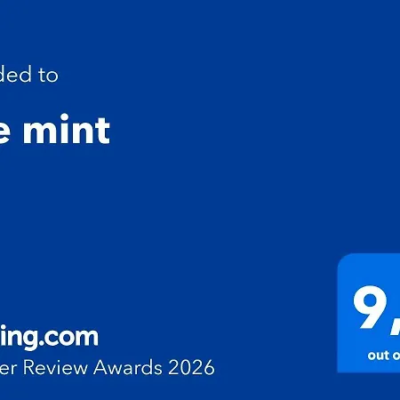 The Mint Politiká